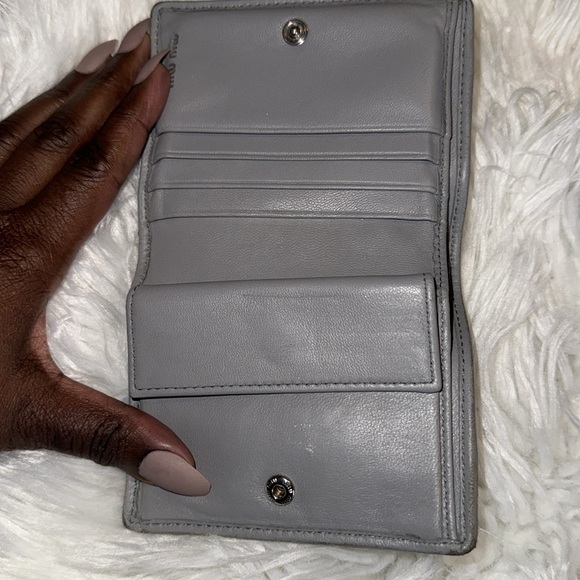 🎉🎊❤️HOST PICK 🎉🎊❤️ Miu Miu Grey Quilted Crystal Logo Wallet GUC - Picture 9 of 10